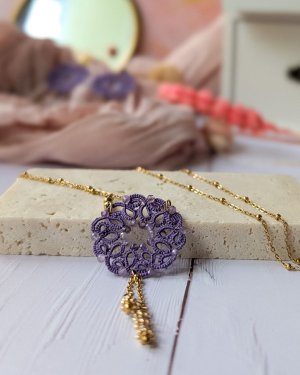 Collier en dentelle Alba